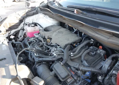 2022 Toyota Sienna Xle z USA, uszkodzony, nr VIN 5TDJRKEC5NS091585